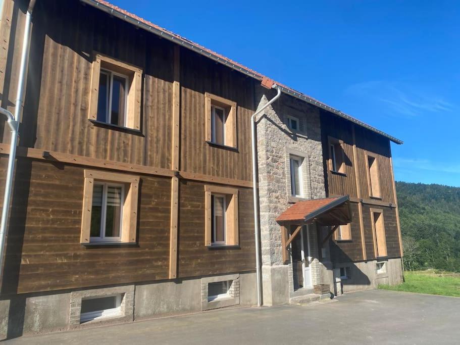 Appartement 5 Personnes Avec Espace Plein Air سانت موريس سور موسيل المظهر الخارجي الصورة